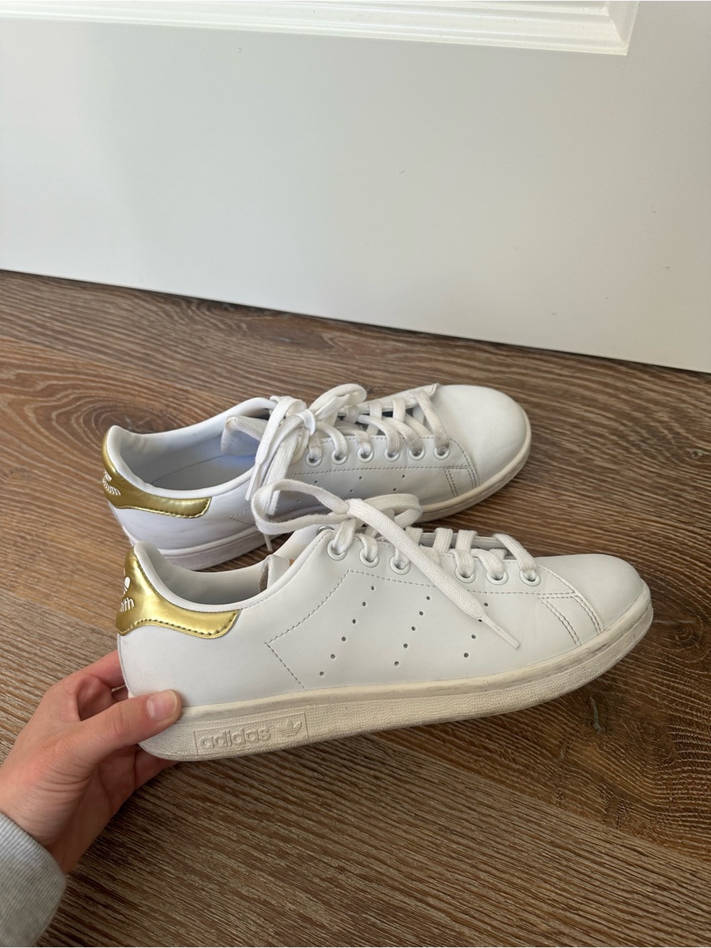 ADIDAS STAN SMITHS!
